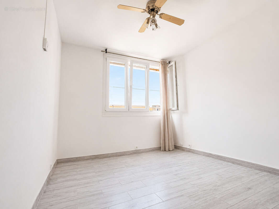 T3 lumineux avec balcon, cave et parking privé   Montpellier Près d'Arènes - photo 11