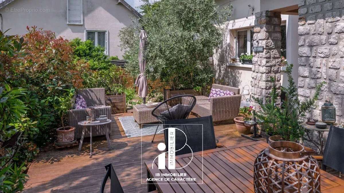 Maison à BOURRON-MARLOTTE