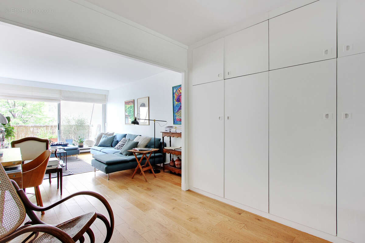 Appartement à PARIS-10E