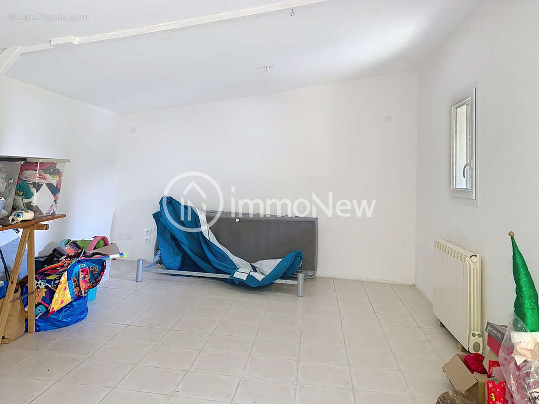 Belle maison 122 m2 au calme sans vis a vis avec piscine sur terrain 1880 m2 - photo 13