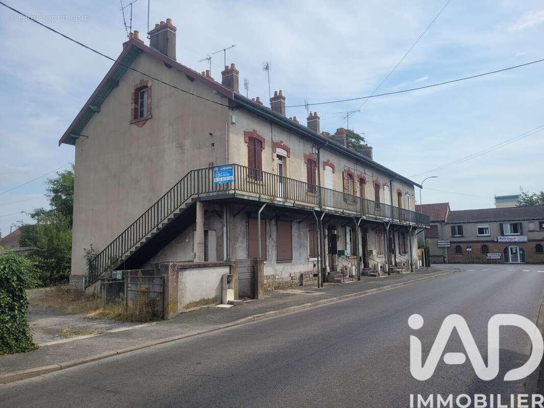 Photo 2 - Appartement à GUEUGNON