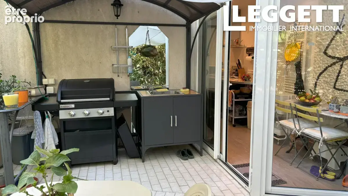 Appartement 2-3 pièces, 70m² avec balcon et jardin de 77m², vue mer 1ère étage surélevé + boxe 18m² et cave - photo 10