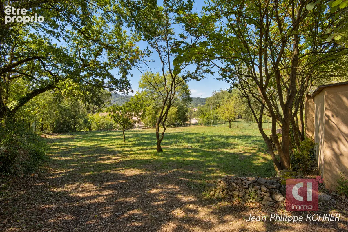 Maison récente 4 pièces avec piscine à vendre à Besse-sur-Issole - photo 15