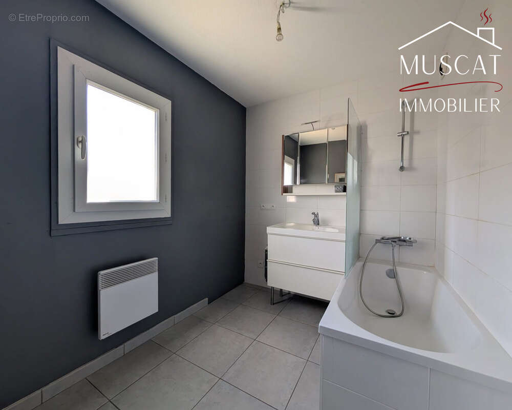 Appartement à VILLEFONTAINE