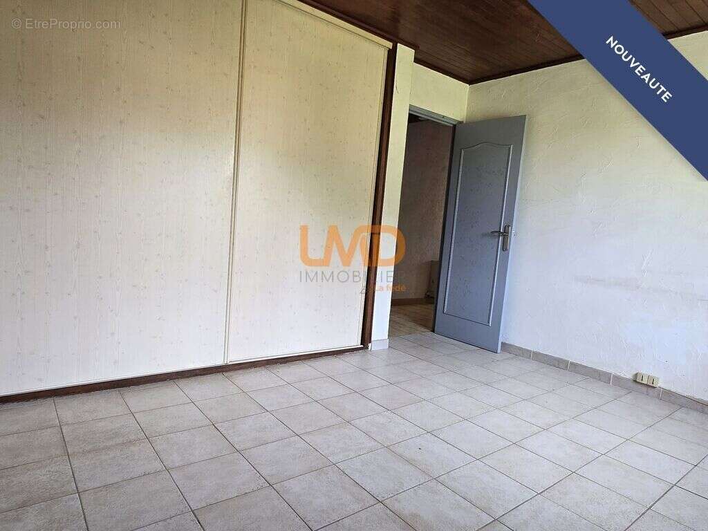Maison à CABRIERES-D'AVIGNON