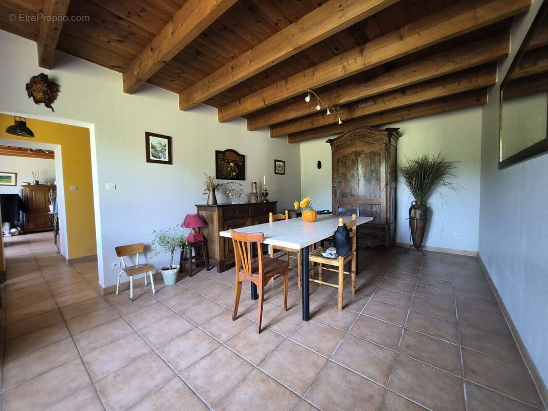 Maison à SAINT-PARDOULT