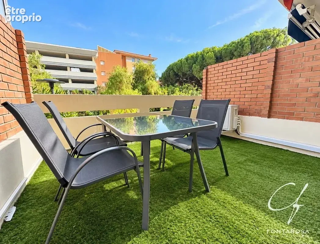 Appartement 2 pièces entièrement rénové – À proximité immédiate de Port-Fréjus - photo 3