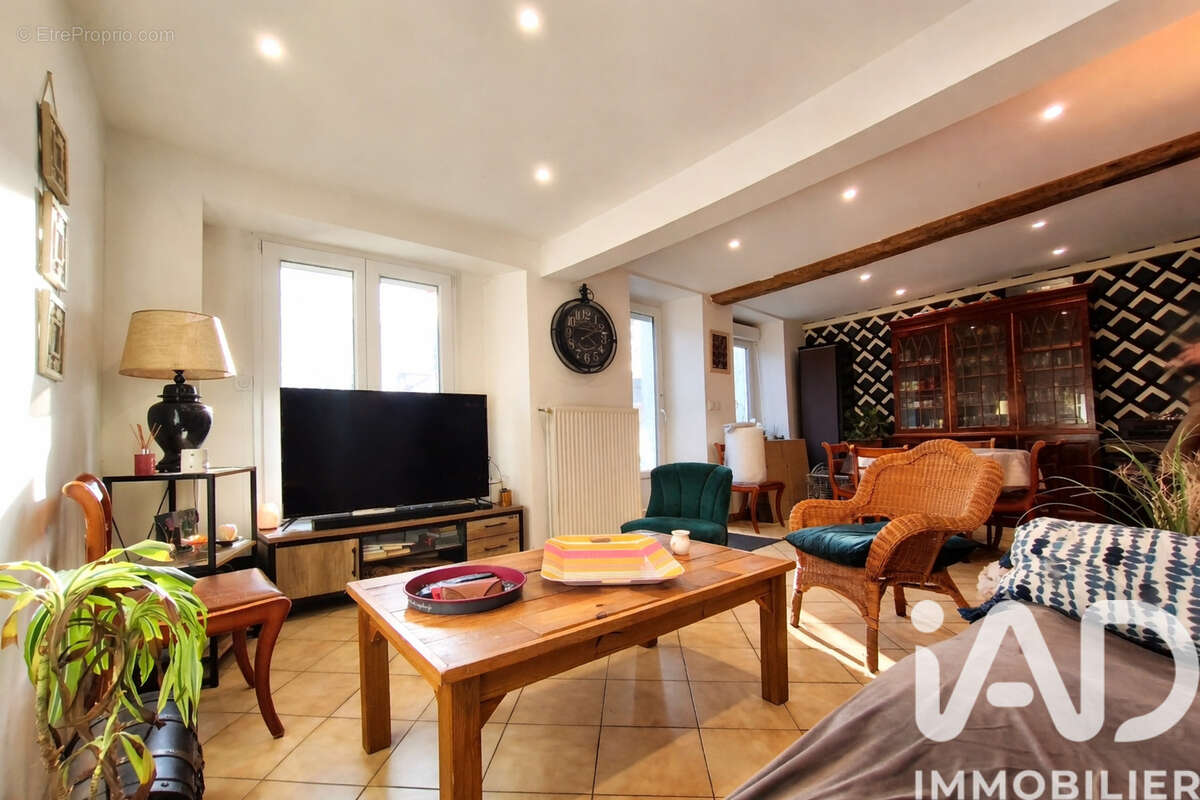 Photo 2 - Maison à BOULT-SUR-SUIPPE