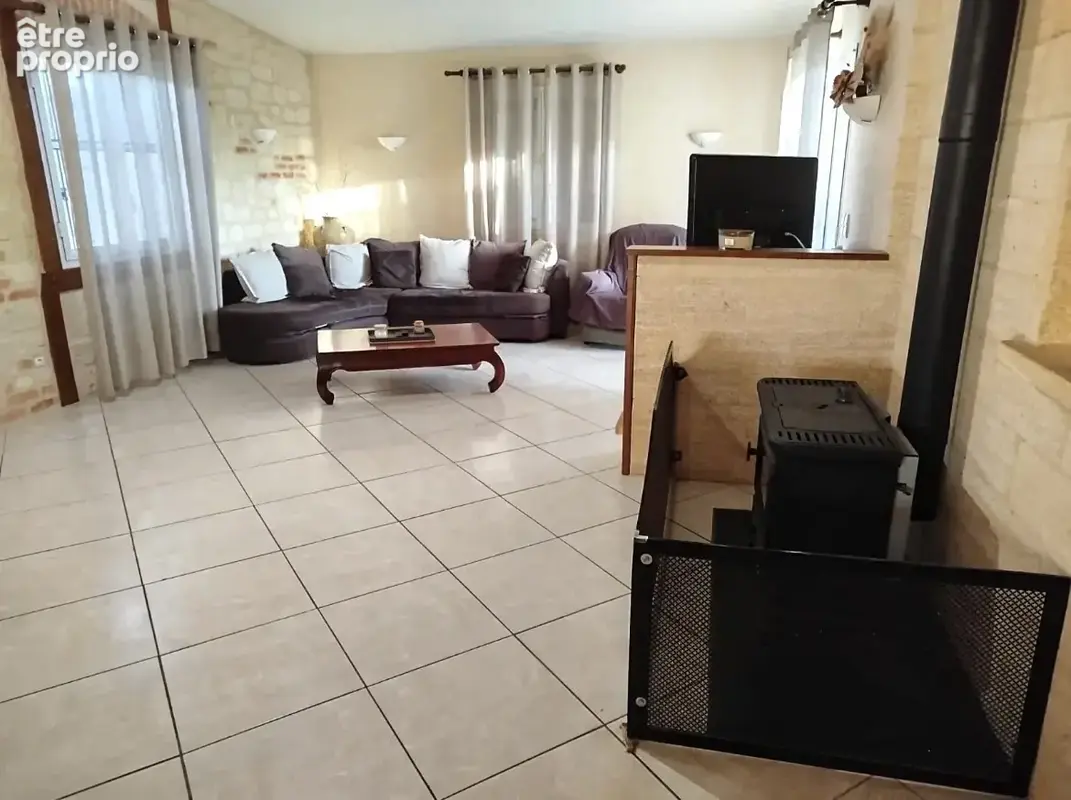 Grande villa très bien entretenue - photo 3