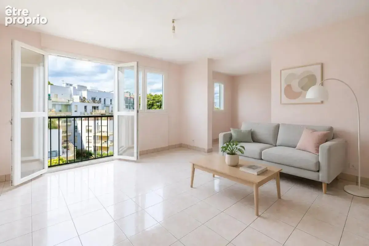 Appartement à AUBERVILLIERS