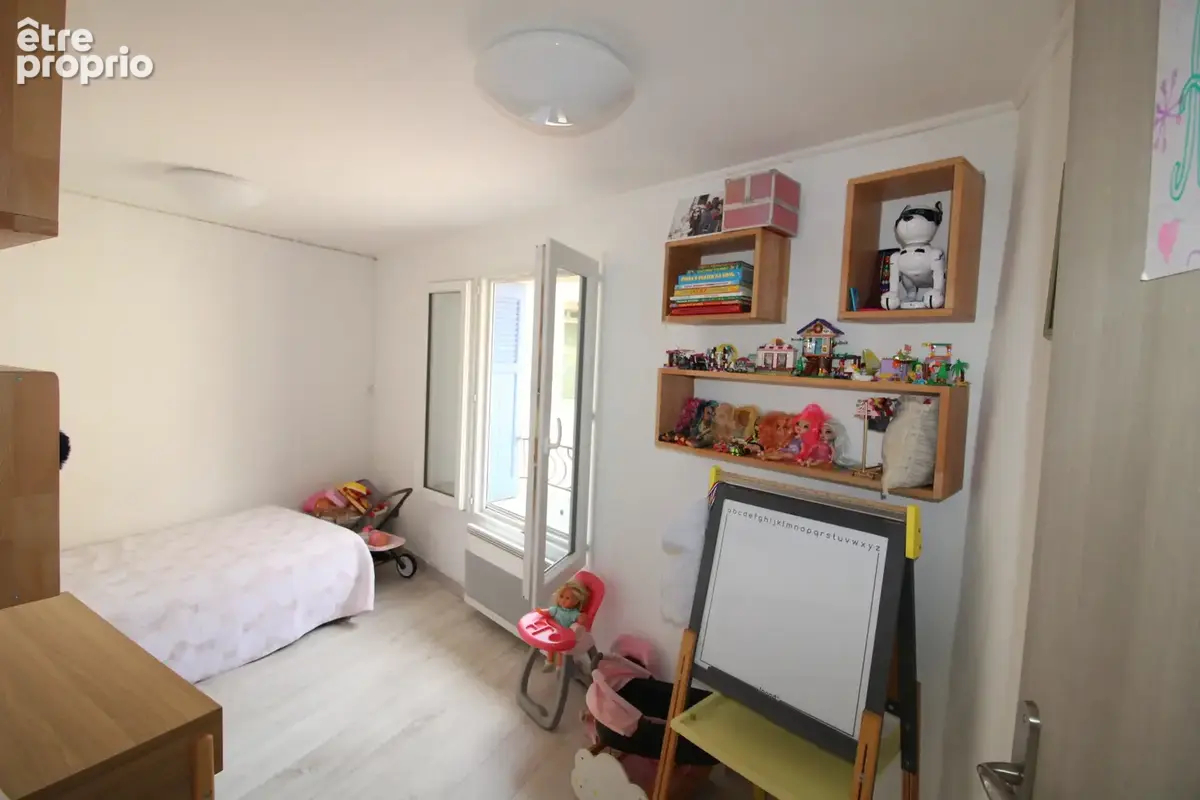 Allauch vieux village - Maison rénovée 102 m2 - 3 chambres + bureau ou dressing - photo 11