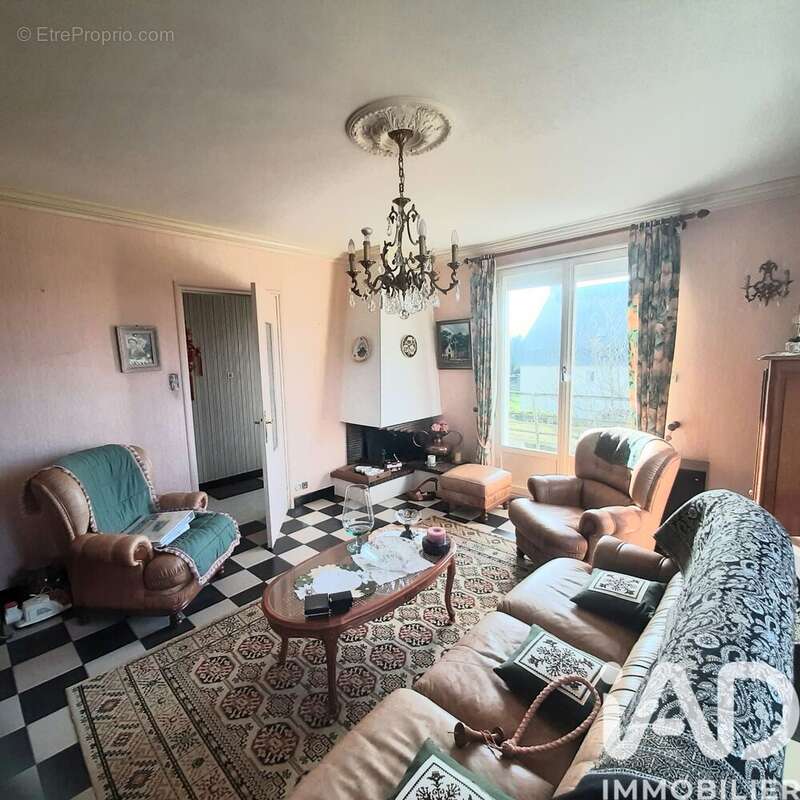 Maison 160 m² à Brennilis  - photo 2