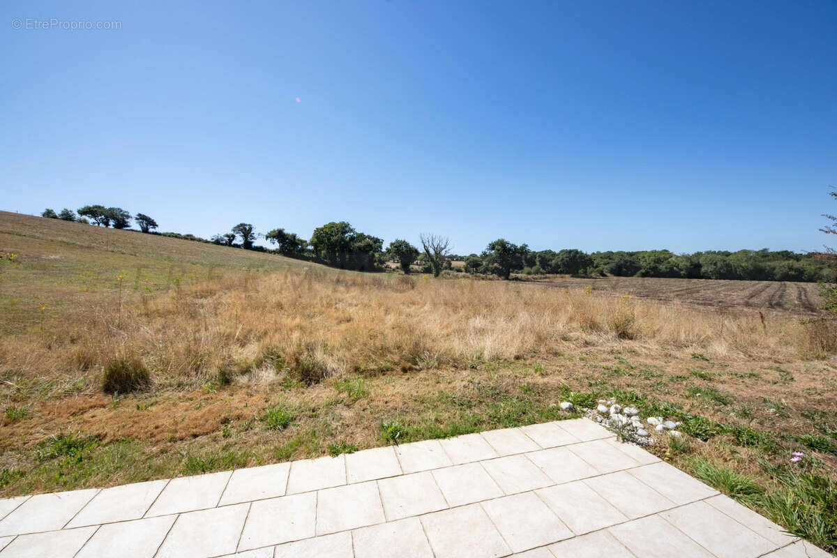 A vendre - crozon - tres belle maison de 91 m2 - 3 chambres - terrain de 1700 m2 - belle vue mer - photo 10