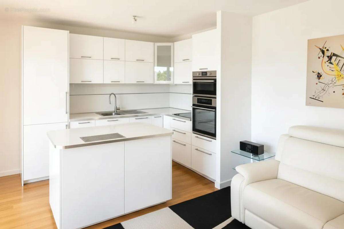 Appartement à VILLEPREUX