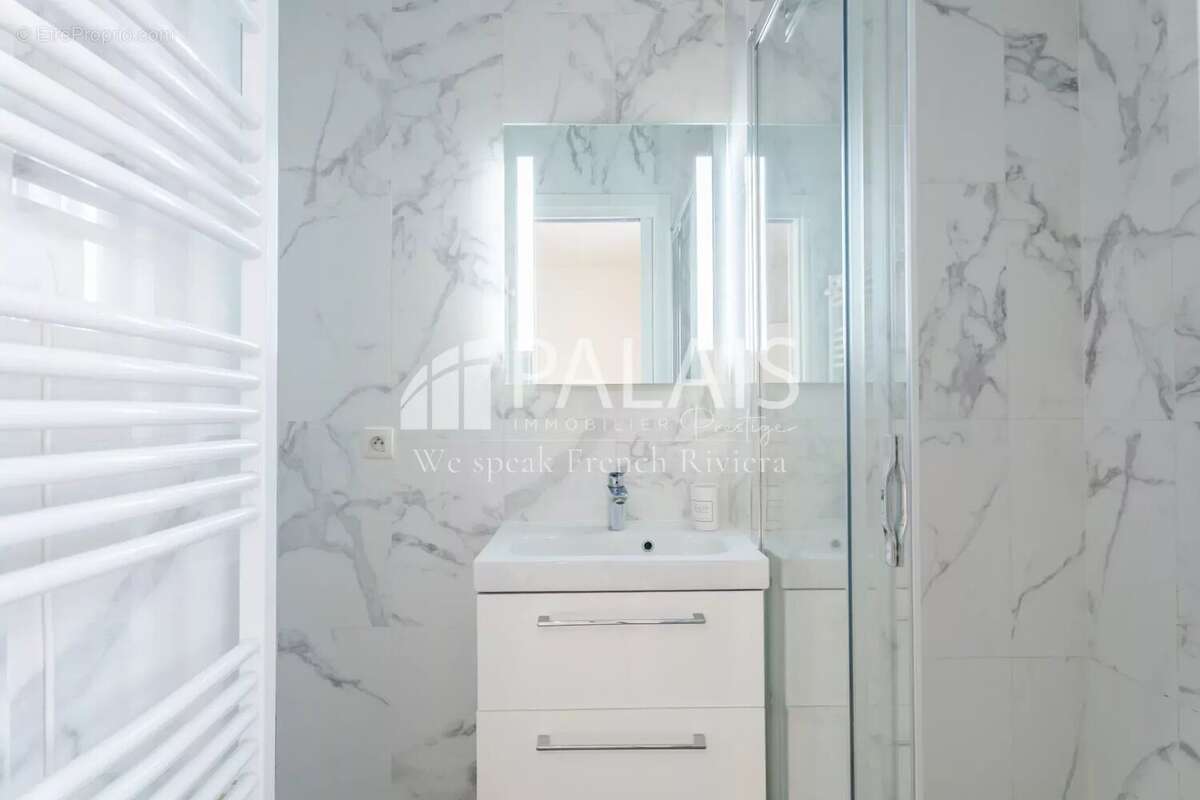 Appartement à BEAULIEU-SUR-MER