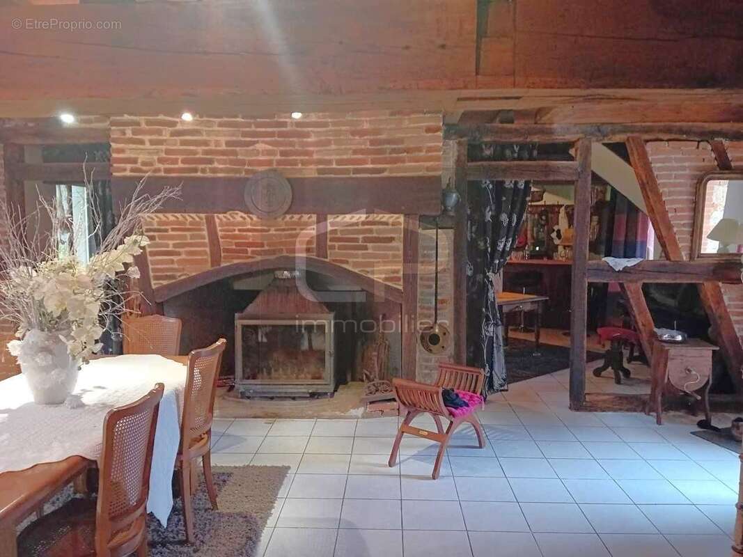Maison à LE MIROIR