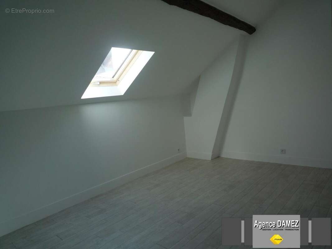 Dourdan centre, appartement 1 chambre - 39 m² - 2ème étage - cave - photo 3