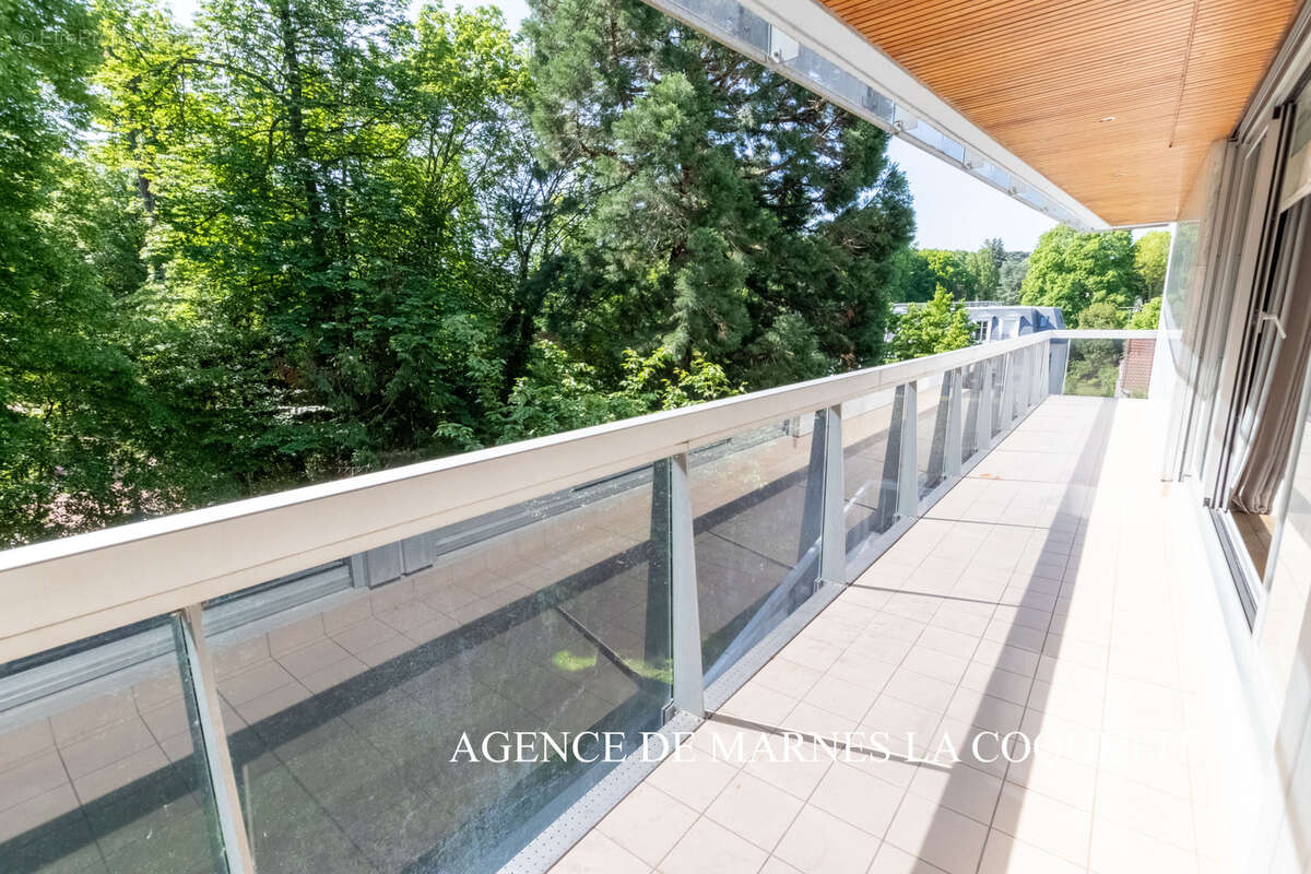 Appartement à VILLE-D&#039;AVRAY