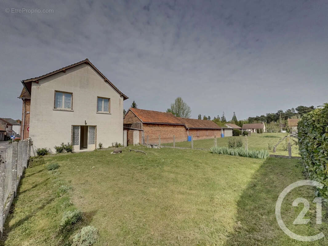 Maison à SENNELY
