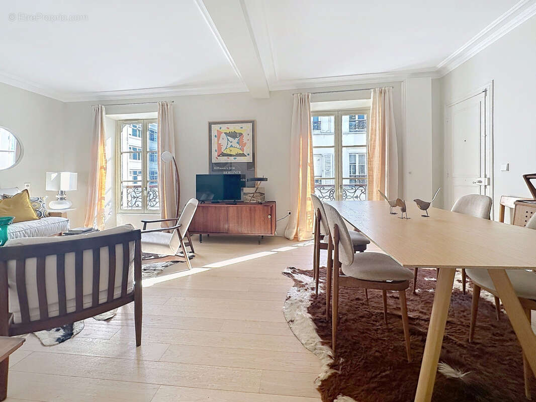 Appartement 55 m² à Paris-11e  - photo 3