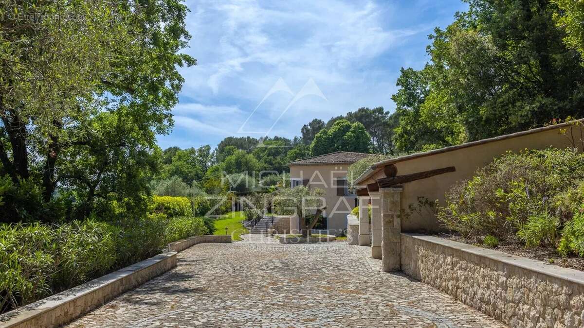 Maison à OPIO