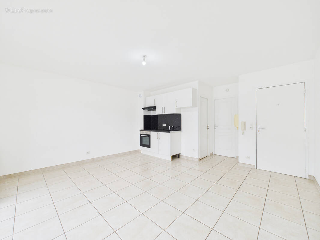 Appartement à SARTROUVILLE