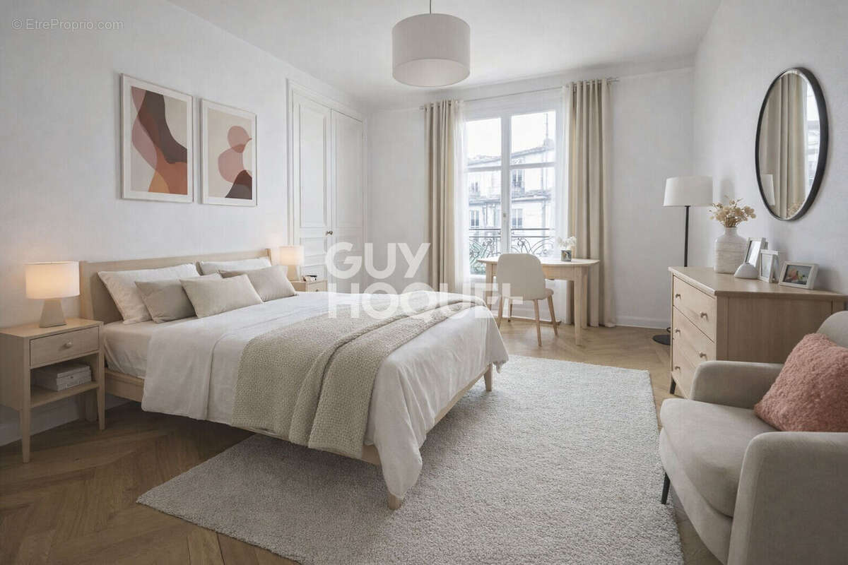 Appartement à PARIS-17E