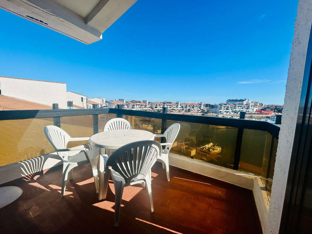 Le Barcarès Cap Coudalère Duplex terrasse Vue lac Marin Plein Sud, parking et piscine ! - photo 12
