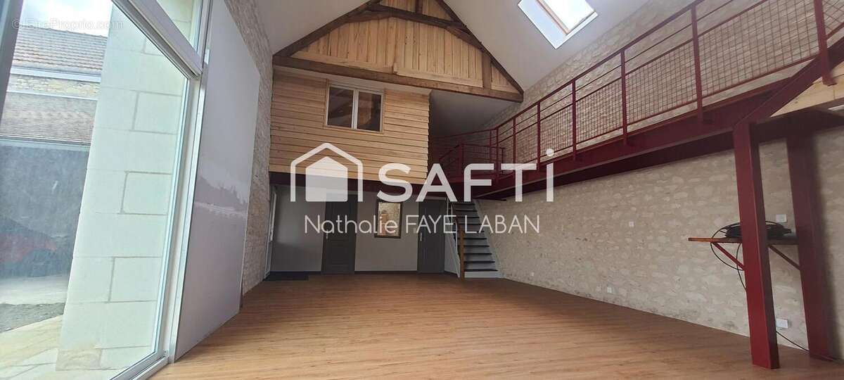 Photo 2 - Maison à NAINTRE