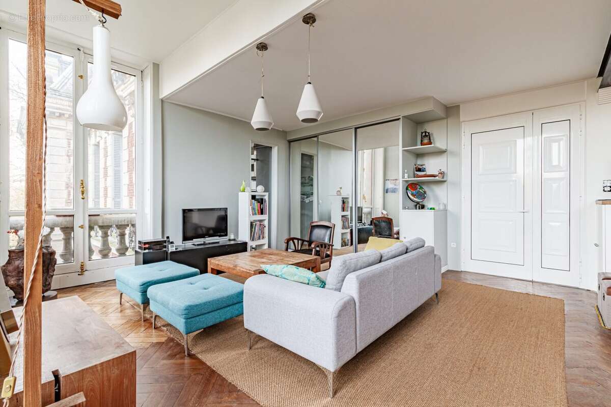 Appartement à COMPANS