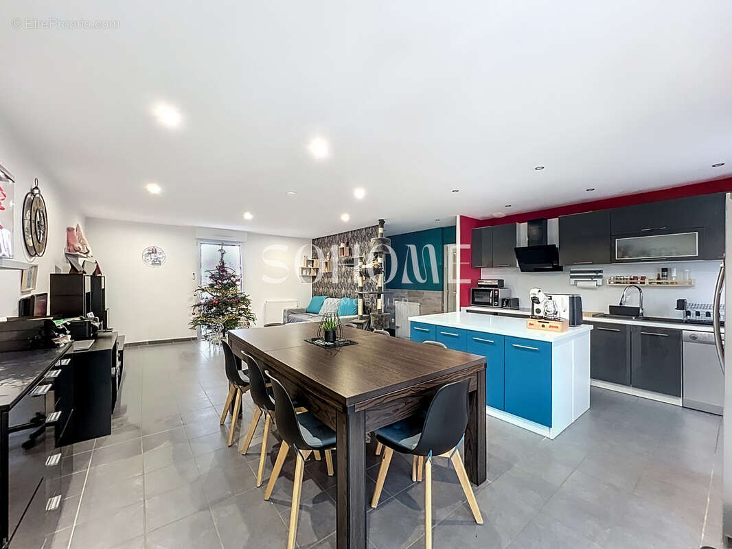 Maison à LA FRANCHEVILLE