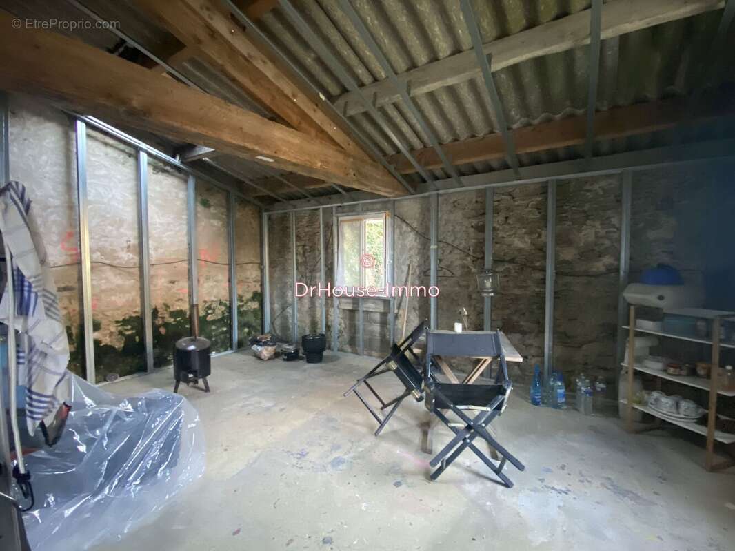 Maison à L&#039;AIGUILLON-SUR-VIE