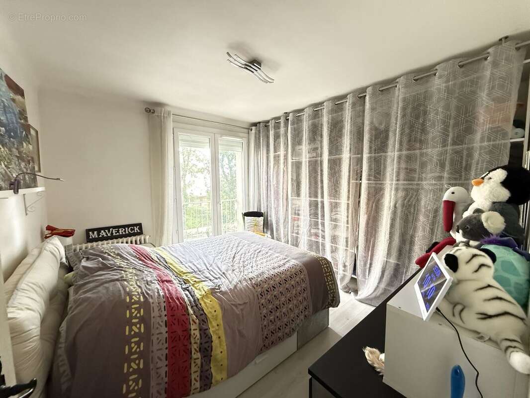 Appartement 60 m² à Marignane  - photo 4