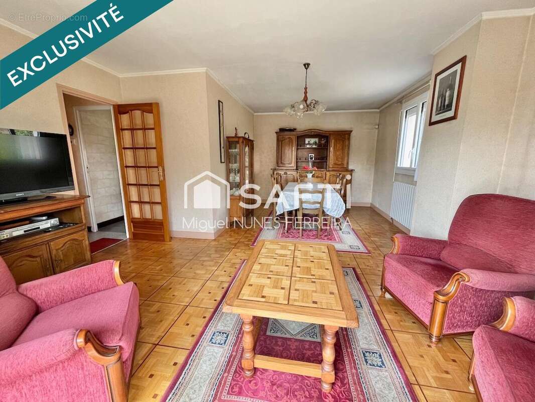 Maison 140 m² à Petit-Couronne  - photo 2