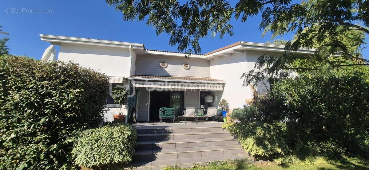 Maison à SAINT-LAURENT-D&#039;AIGOUZE