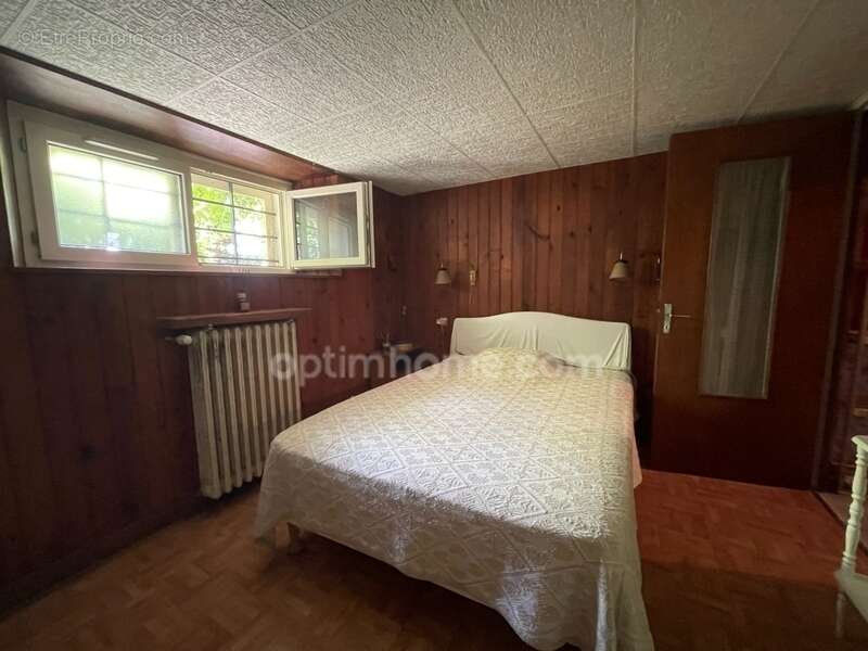 Maison à MAGNAC-LAVAL