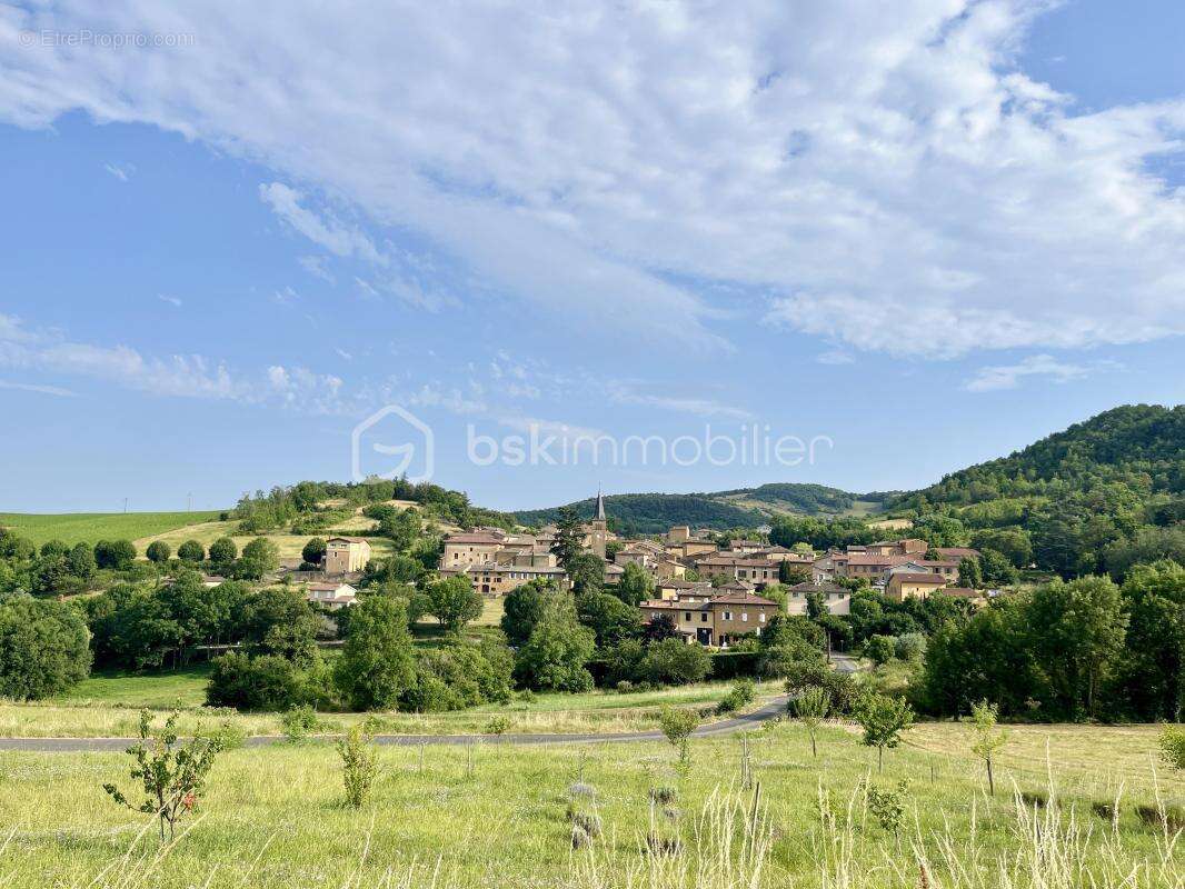 Maison à VILLE-SUR-JARNIOUX