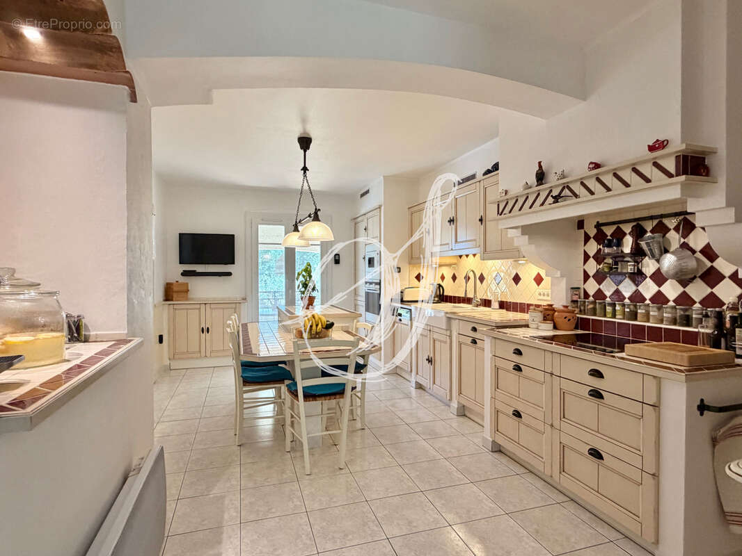 Maison à SAINT-GEORGES-D'ORQUES