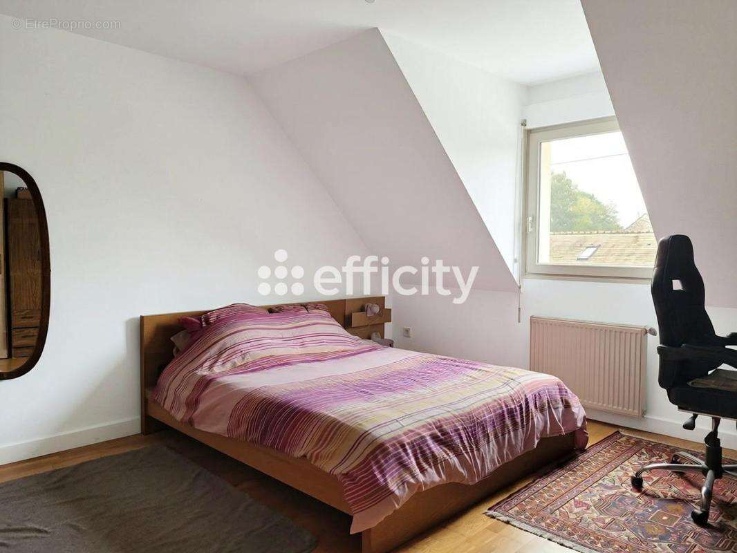 Maison 211 m² à Sonchamp  - photo 6