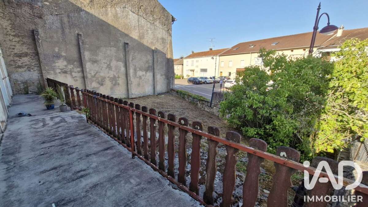 Maison 110 m² à Gomelange  - photo 9