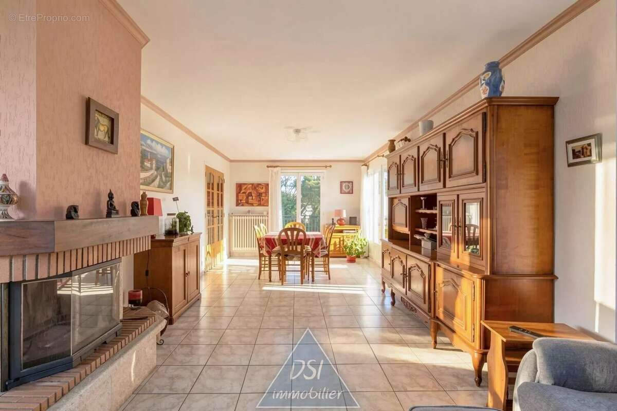 Appartement à BEYNOST