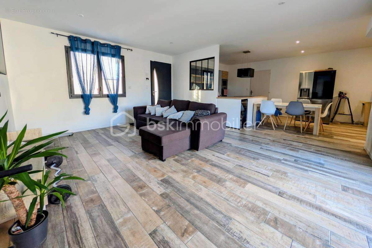 Maison récente 2022 – jardin– climatisation - dpe a/a – coup de cœur - photo 6