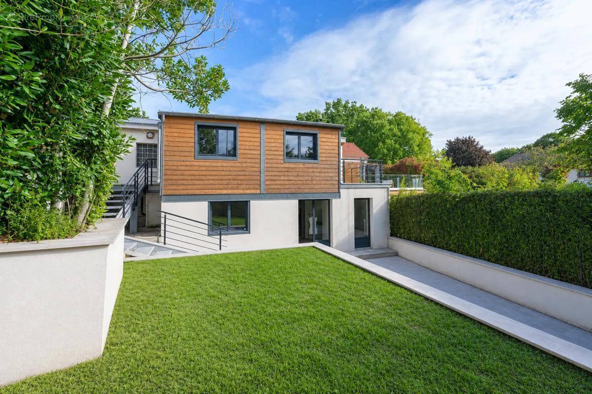 Maison à LE PECQ