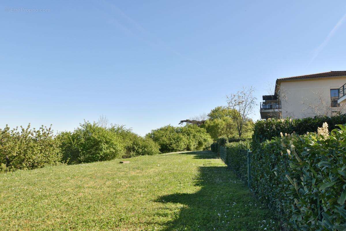 Appartement à FRANCHEVILLE