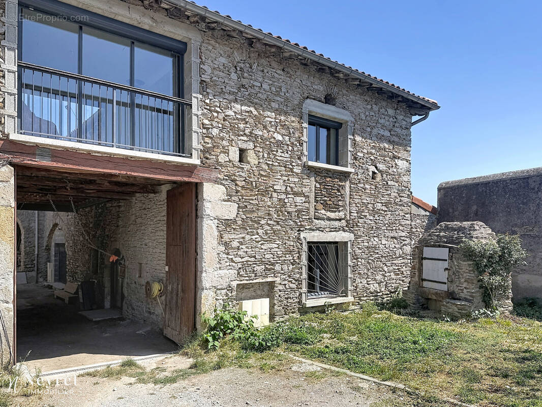 Maison à TARTARAS