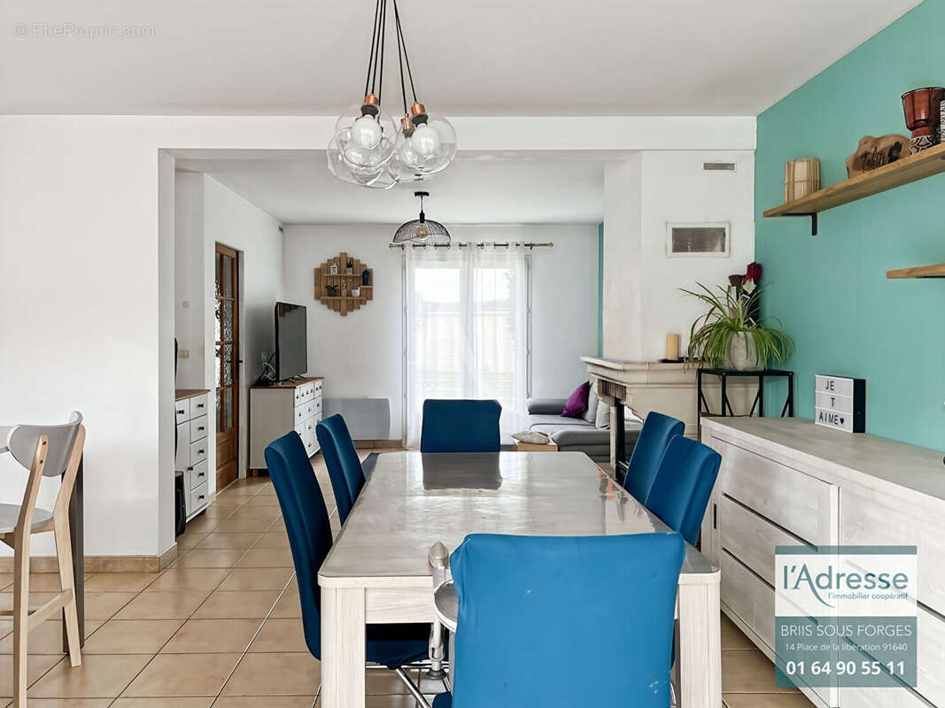 Maison à VAUGRIGNEUSE