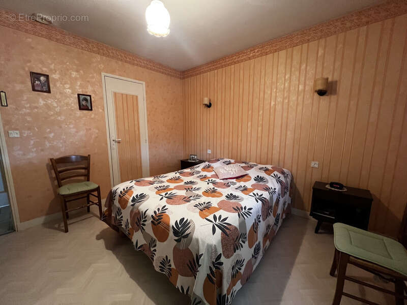 Maison à MAZE