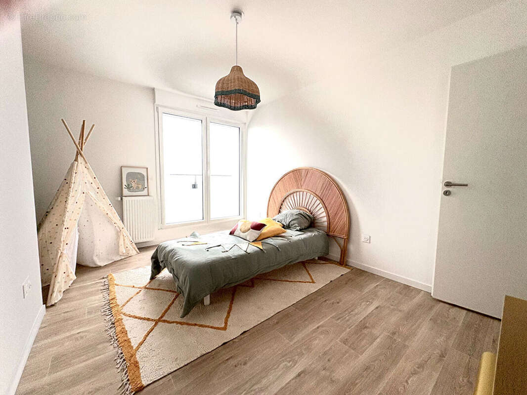 Appartement à FLEURY-SUR-ORNE