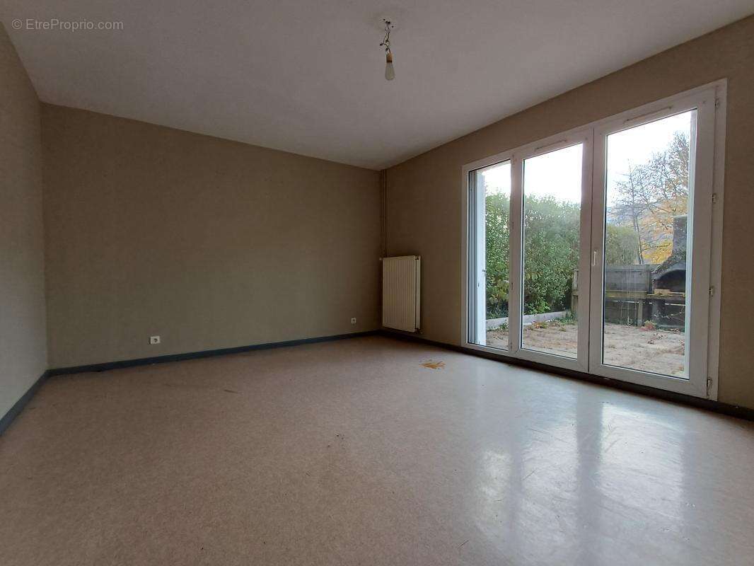 Maison à ECHENANS-SOUS-MONT-VAUDOIS