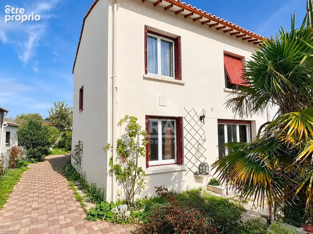 Maison à MESCHERS-SUR-GIRONDE